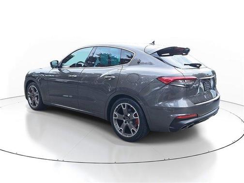 2022 Maserati Levante Modena