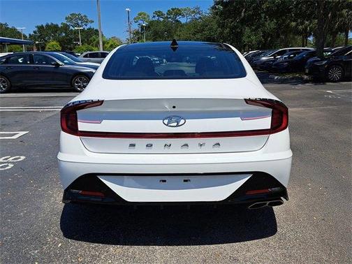2022 Hyundai SONATA SEL