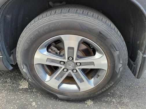 Lunar Silver Metallic 2023 Honda Pilot EX-L 8-Passenger
