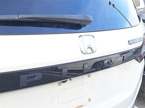 2023 Honda Pilot EX-L 8-Passenger