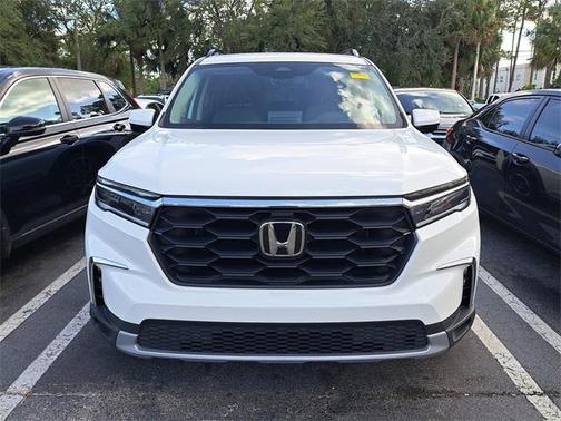 2023 Honda Pilot EX-L 8-Passenger