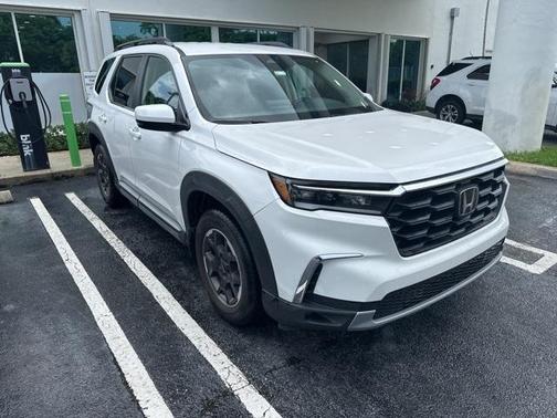2023 Honda Pilot EX-L 8-Passenger