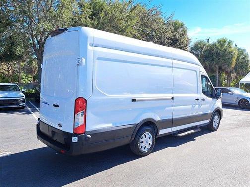 2022 Ford Transit-350 Base
