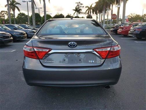 2015 Toyota Camry Hybrid XLE