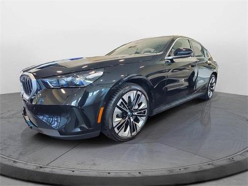 2025 BMW 540 i xDrive