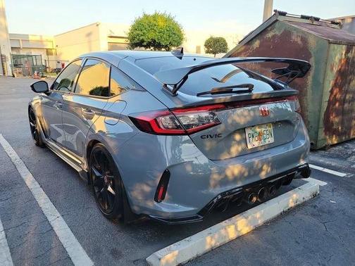 Sonic Gray Pearl 2023 Honda Civic Type R Base