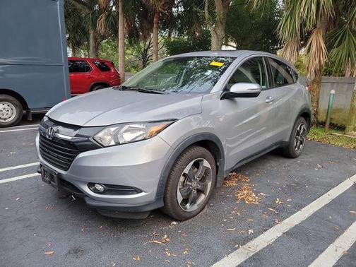 Lunar Silver Metallic 2018 Honda HR-V EX