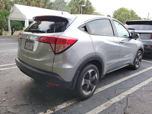 Lunar Silver Metallic 2018 Honda HR-V EX