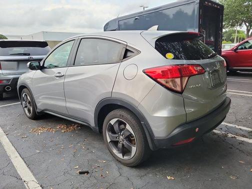 Lunar Silver Metallic 2018 Honda HR-V EX