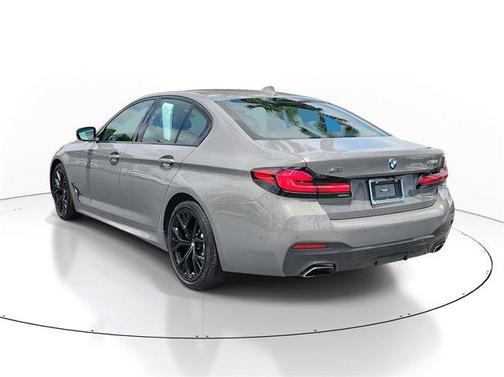 2022 BMW 530 i xDrive