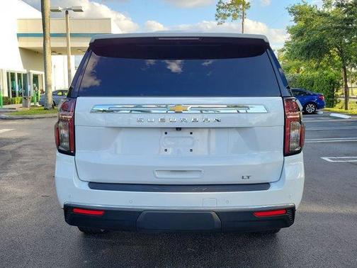 Summit White 2023 Chevrolet Suburban LT