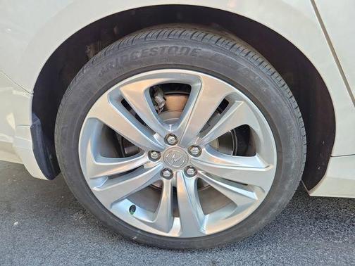 Platinum White Pearl 2023 Acura TLX Technology