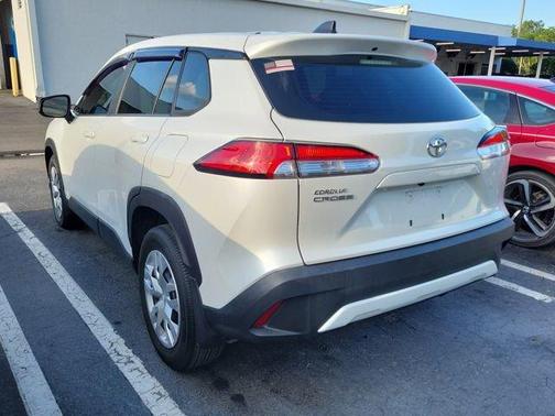 Wind Chill Pearl 2022 Toyota Corolla Cross L
