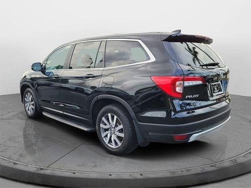 Crystal Black Pearl 2022 Honda Pilot EX-L