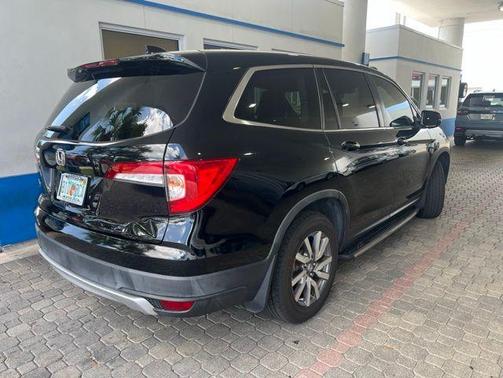 Crystal Black Pearl 2022 Honda Pilot EX-L