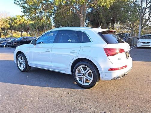 2021 Audi Q5 e 55 Premium