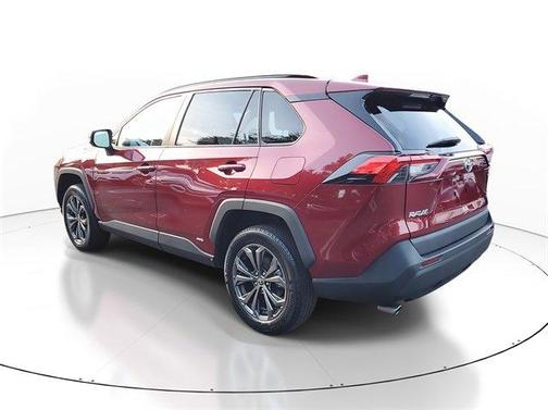 2022 Toyota RAV4 Hybrid XLE Premium