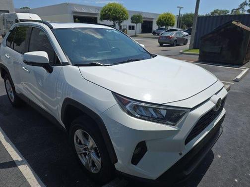 Super White 2021 Toyota RAV4 XLE