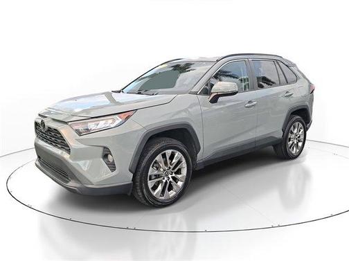 2021 Toyota RAV4 XLE Premium