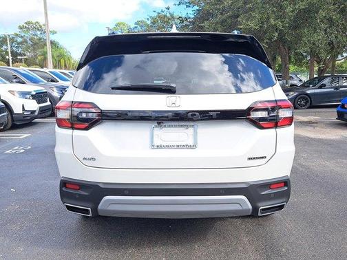 2025 Honda Pilot Touring+