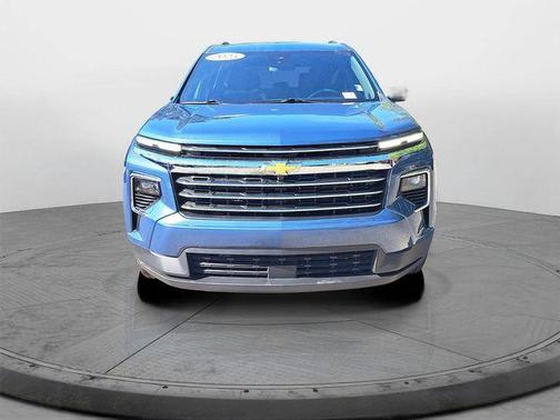 Lakeshore Blue Metallic 2025 Chevrolet Traverse LT