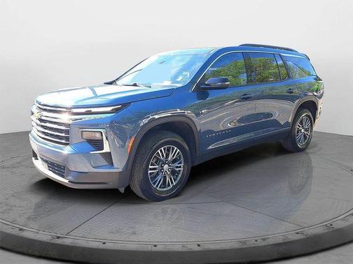 Lakeshore Blue Metallic 2025 Chevrolet Traverse LT