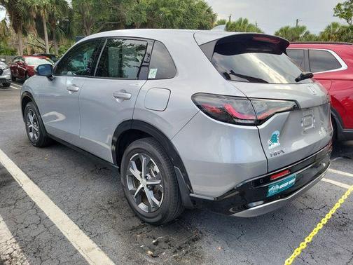Lunar Silver Metallic 2025 Honda HR-V EX-L