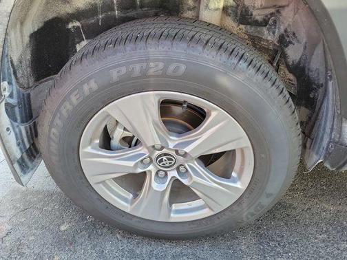 Magnetic Gray Metallic 2025 Toyota RAV4 XLE
