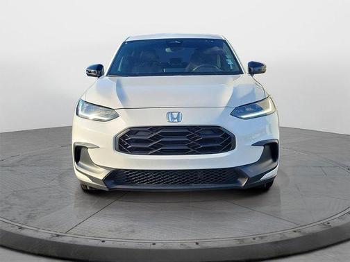 Platinum White Pearl 2023 Honda HR-V Sport