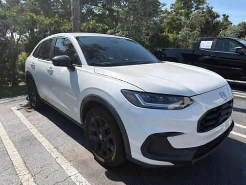 Platinum White Pearl 2023 Honda HR-V Sport