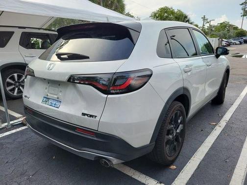 Platinum White Pearl 2023 Honda HR-V Sport