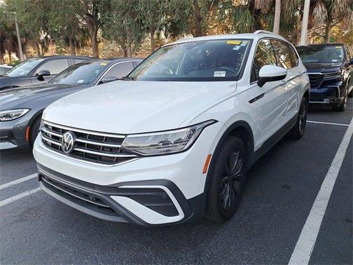 2023 Volkswagen Tiguan 2.0T SE