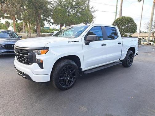 2024 Chevrolet Silverado 1500 Custom