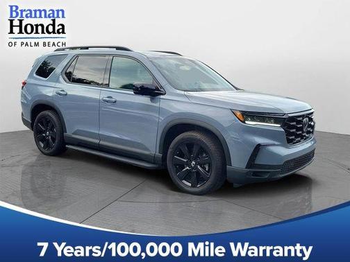 Sonic Gray Pearl 2025 Honda Pilot Black Edition