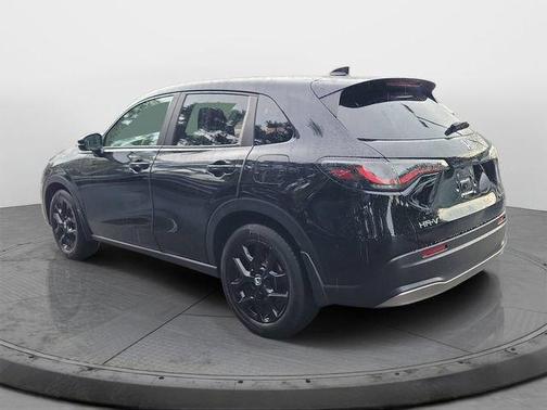 Crystal Black Pearl 2025 Honda HR-V Sport