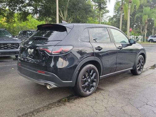 Crystal Black Pearl 2025 Honda HR-V Sport