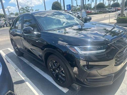 Crystal Black Pearl 2025 Honda HR-V Sport