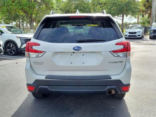 2022 Subaru Forester Premium