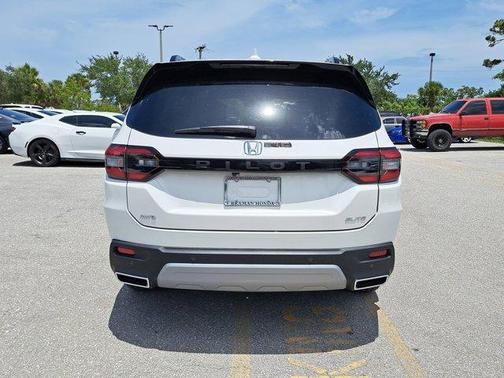 2025 Honda Pilot Elite