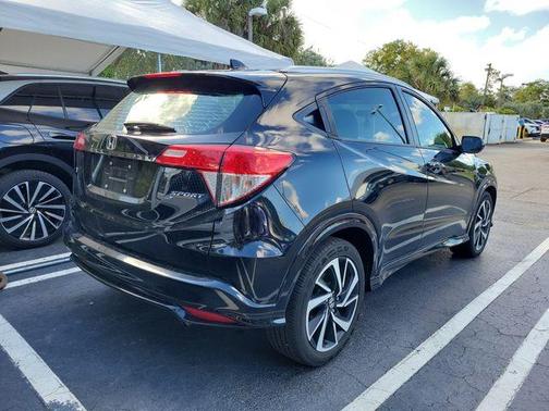 Crystal Black Pearl 2019 Honda HR-V Sport
