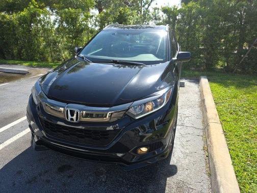 Crystal Black Pearl 2019 Honda HR-V Sport