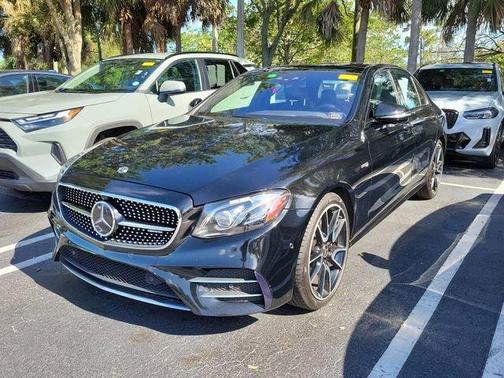 Obsidian Black Metallic 2018 Mercedes-Benz AMG E 43 Base 4MATIC