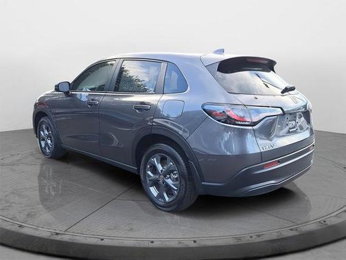 Modern Steel Metallic 2026 Honda HR-V LX