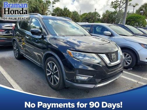 Magnetic Black 2018 Nissan Rogue SL