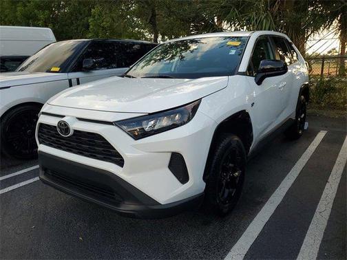 2022 Toyota RAV4 LE