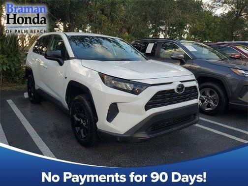 2022 Toyota RAV4 LE