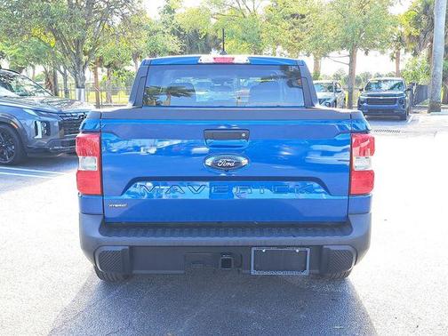 Atlas Blue Metallic 2024 Ford Maverick XLT