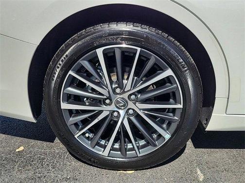 2024 Lexus ES 250 Luxury