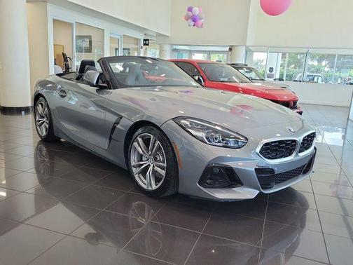 Gray Metallic 2025 BMW Z4 sDrive30i