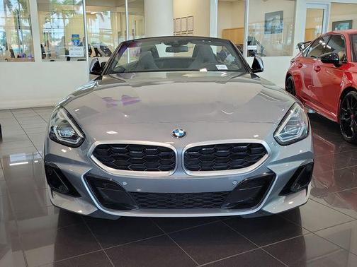 Gray Metallic 2025 BMW Z4 sDrive30i